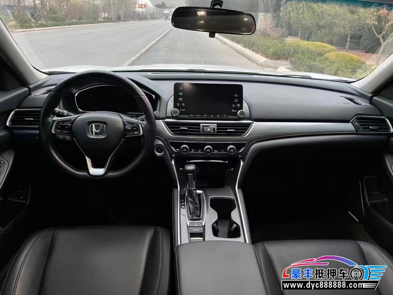 21年本田雅阁轿车抵押车出售