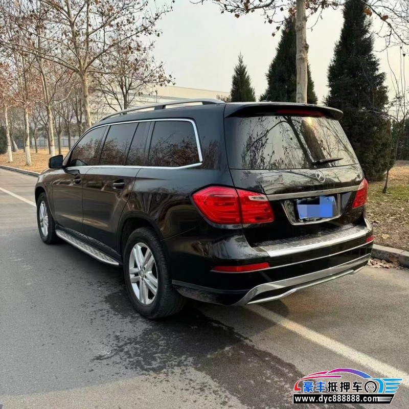 14年奔驰GL轿车抵押车出售