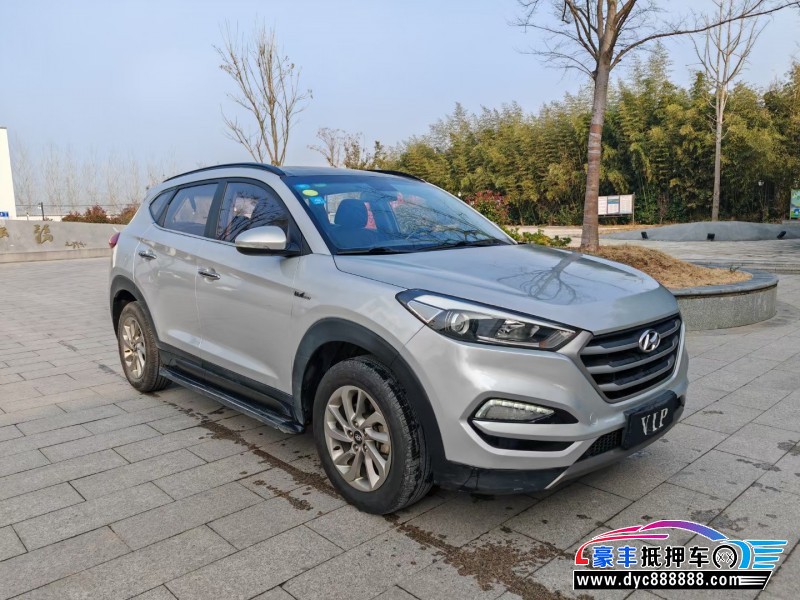 17年现代途胜SUV抵押车出售