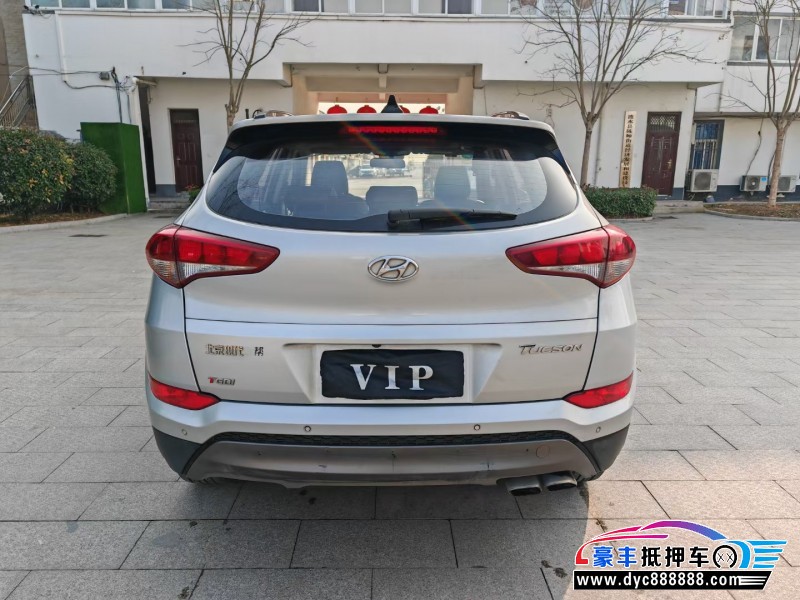 17年现代途胜SUV抵押车出售