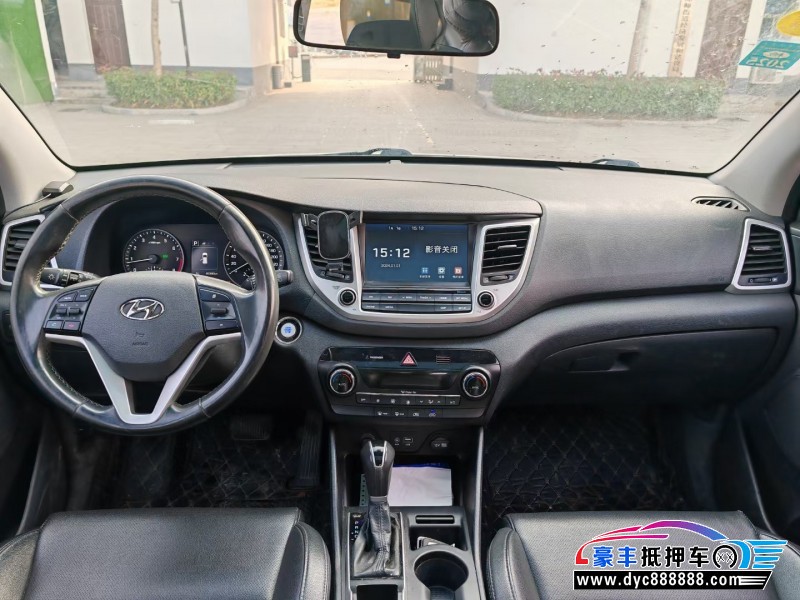 17年现代途胜SUV抵押车出售