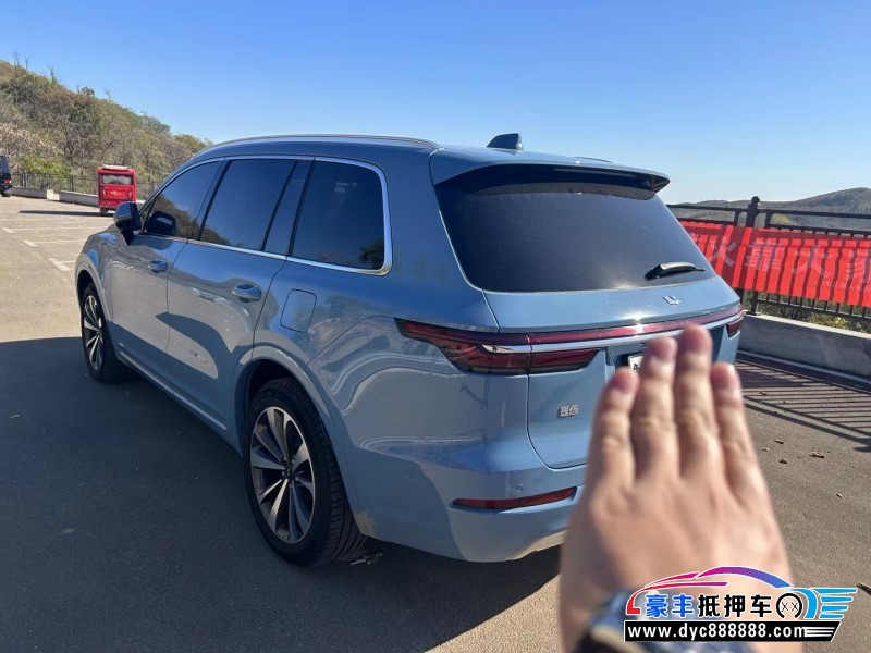 22年理想ONE轿车抵押车出售