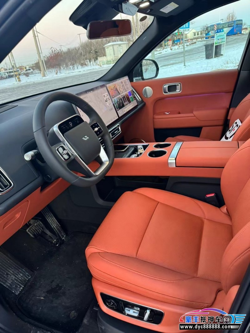 23年理想L8轿车抵押车出售