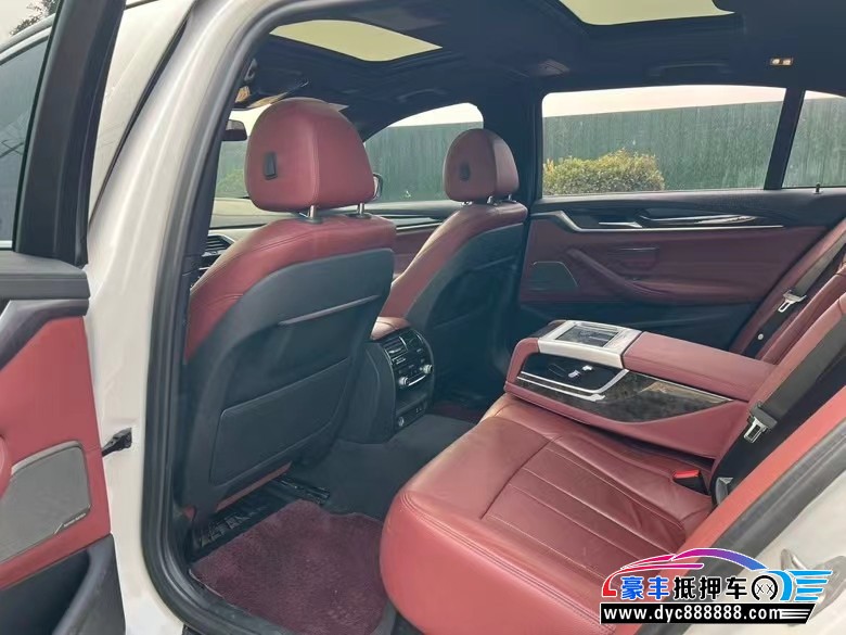 20年宝马5系轿车抵押车出售