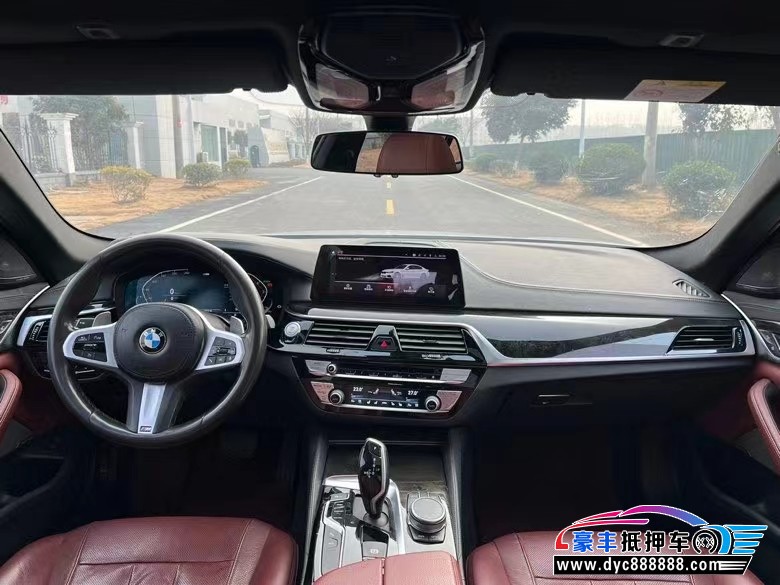 20年宝马5系轿车抵押车出售