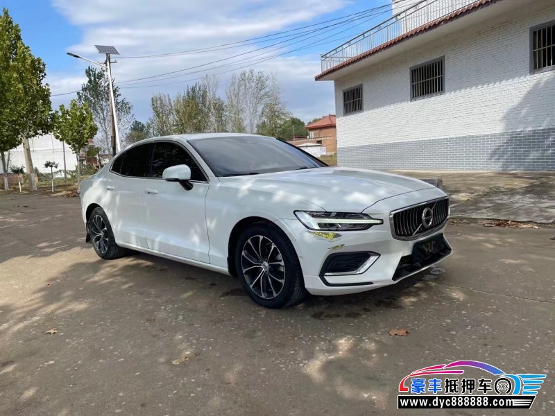 20年沃尔沃S60轿车抵押车出售