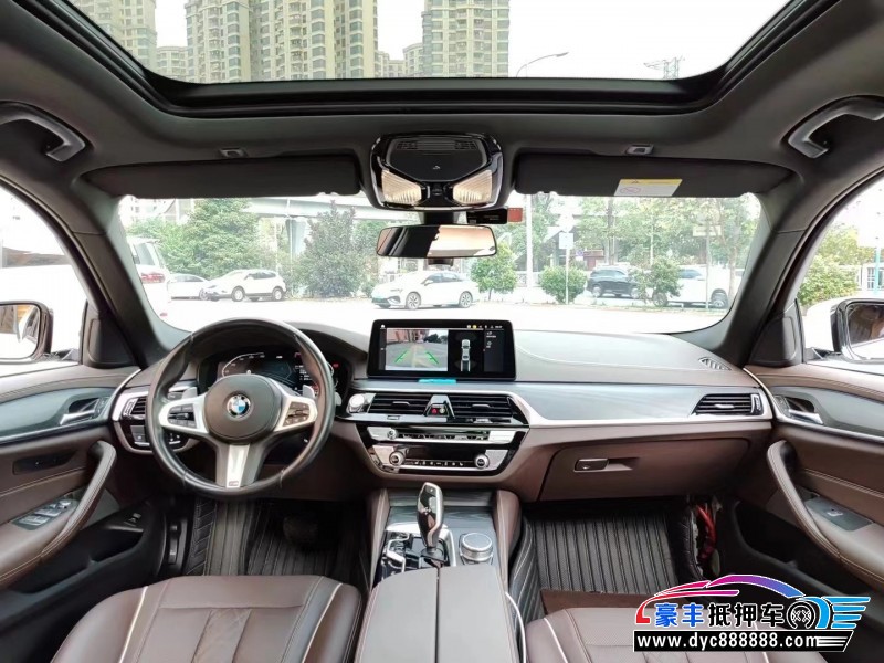 21年宝马5系轿车抵押车出售