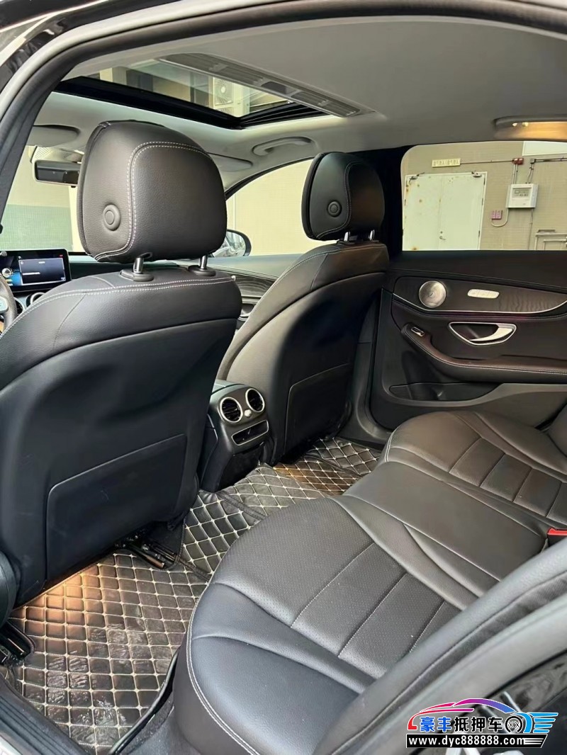 20年奔驰C轿车抵押车出售