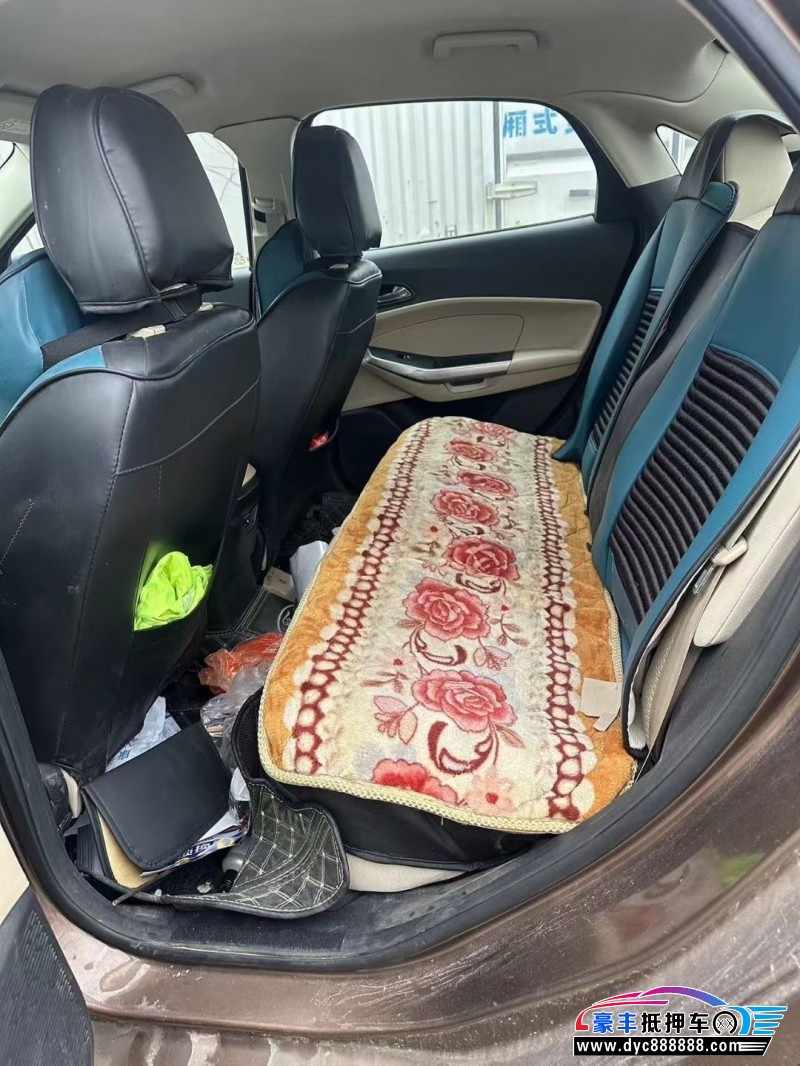 16年福特福睿斯轿车抵押车出售