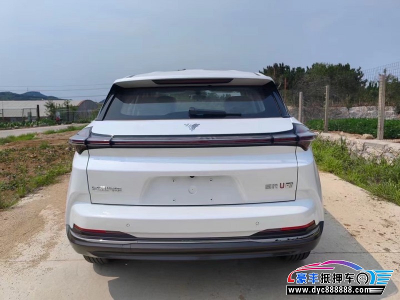 23年哪吒USUV抵押车出售