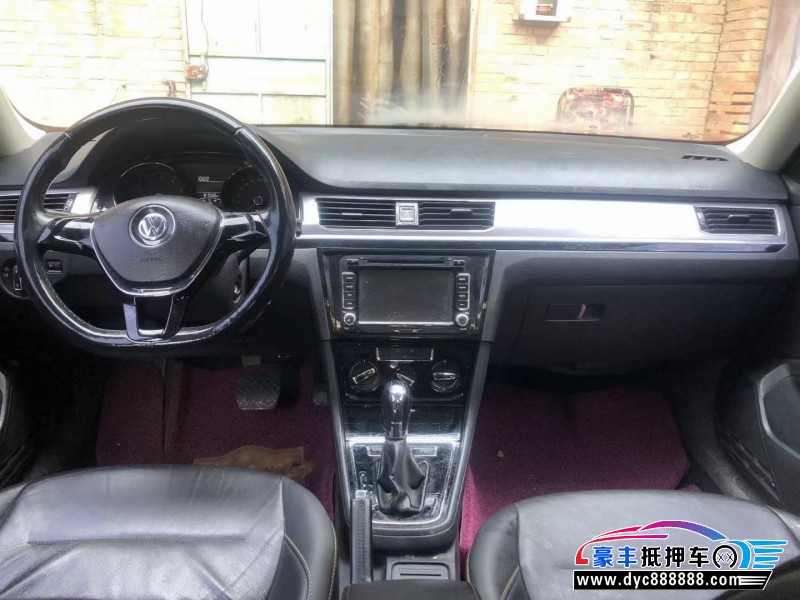 16年大众宝来轿车抵押车出售