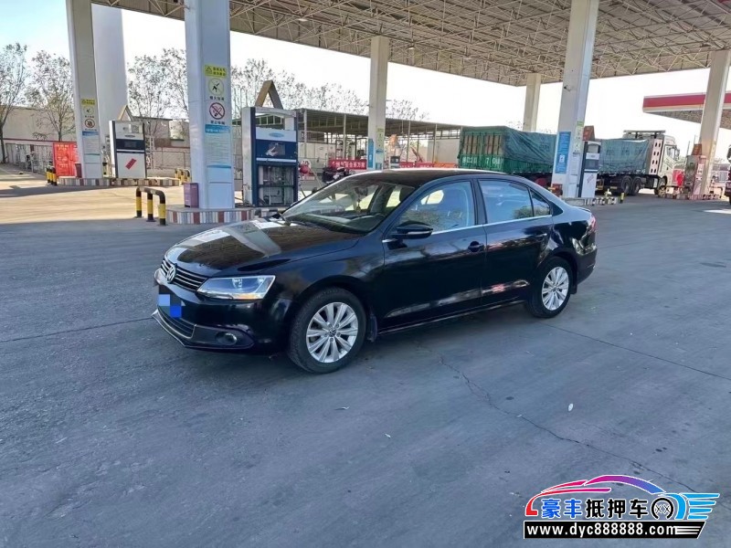 14年大众速腾轿车抵押车出售