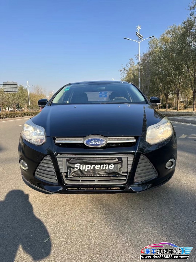 15年福特福克斯轿车抵押车出售