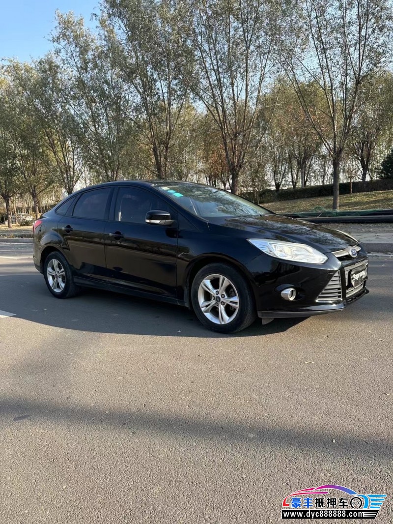 15年福特福克斯轿车抵押车出售