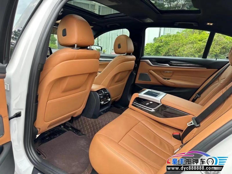 18年宝马5系轿车抵押车出售