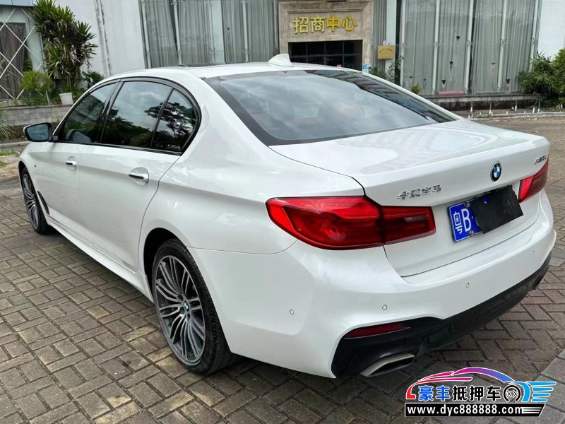 18年宝马5系轿车抵押车出售