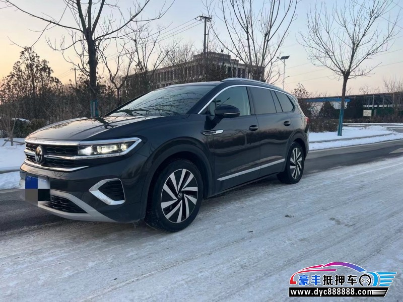 21年大众揽镜轿车抵押车出售