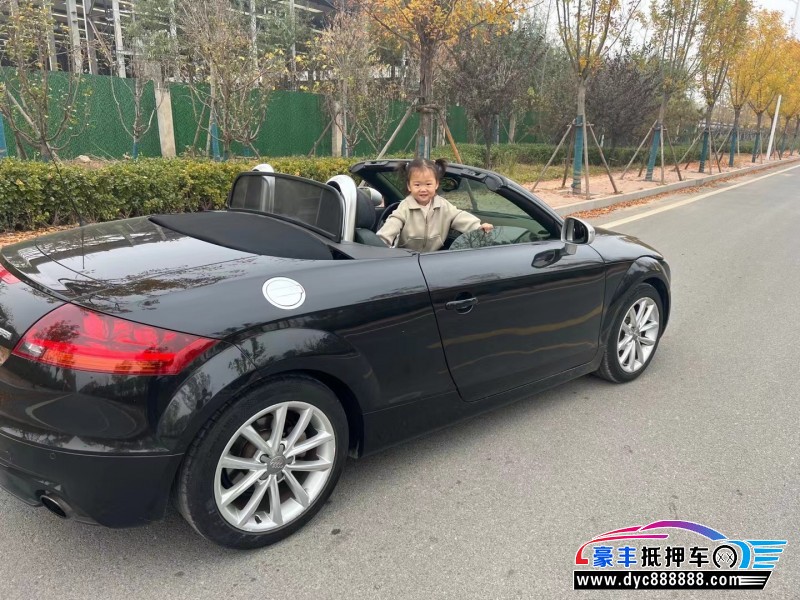 13年奥迪TT轿车抵押车出售