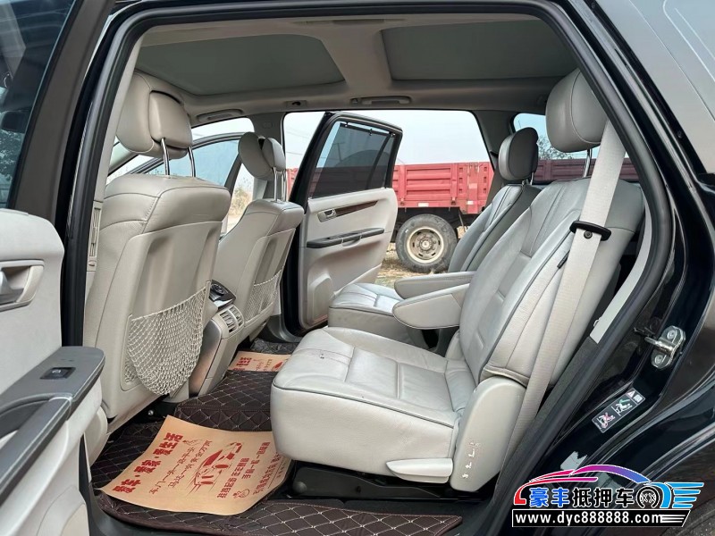 12年奔驰RMPV抵押车出售