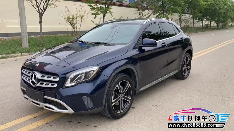 19年奔驰GLA轿车抵押车出售