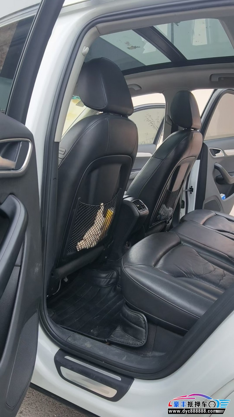 16年奥迪Q3轿车抵押车出售