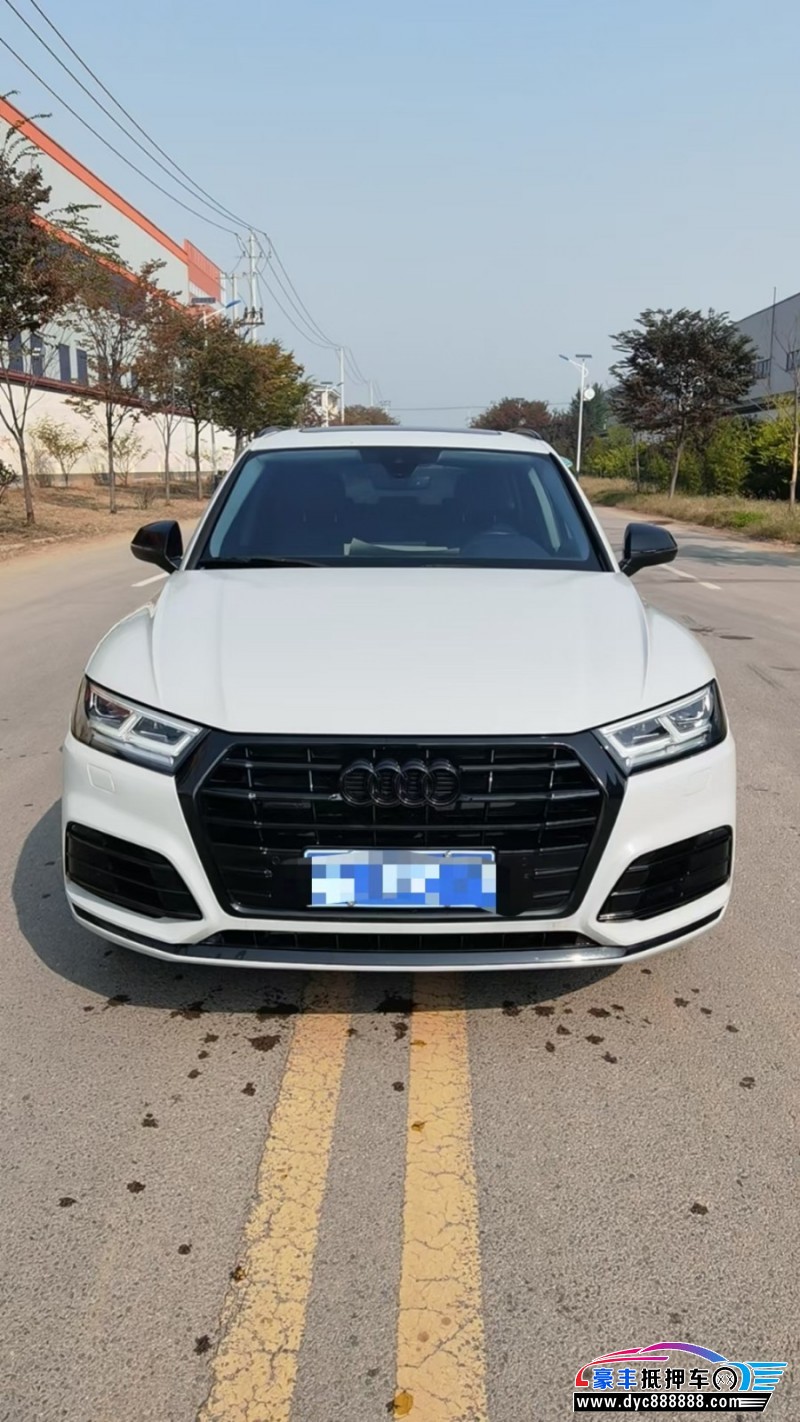 21年奥迪Q5轿车抵押车出售