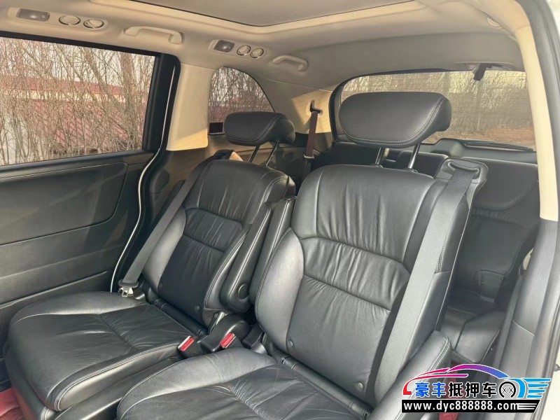 17年本田艾力绅轿车抵押车出售