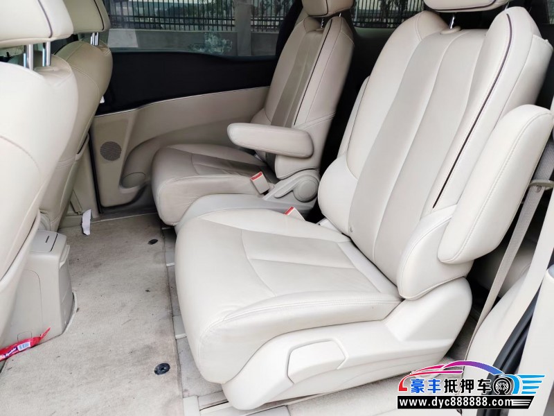 21年别克GL8轿车抵押车出售