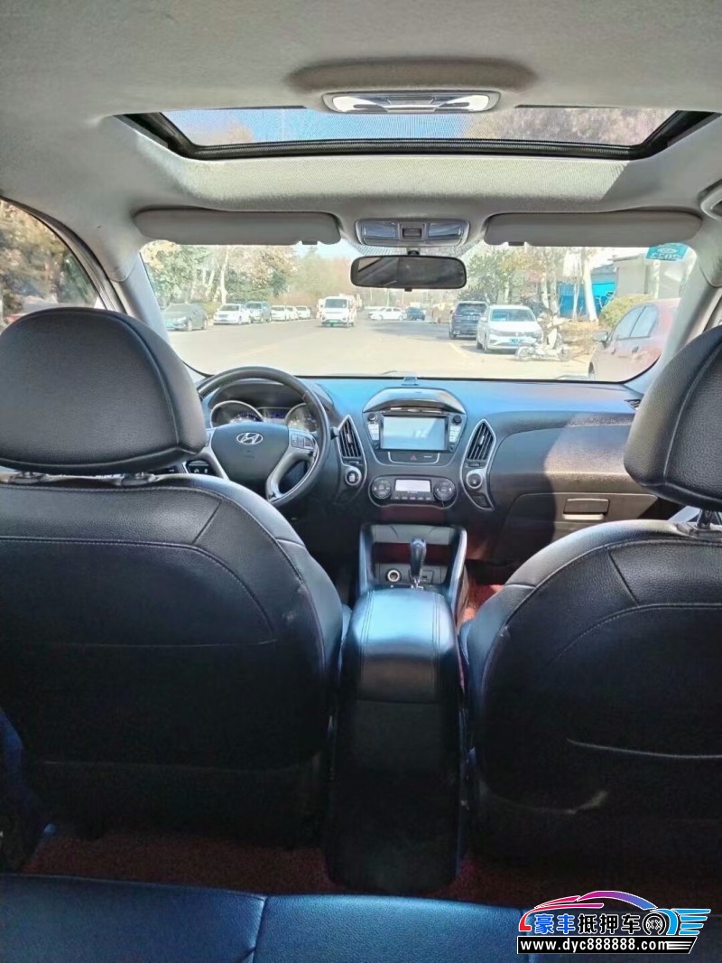 16年现代ix35SUV抵押车出售