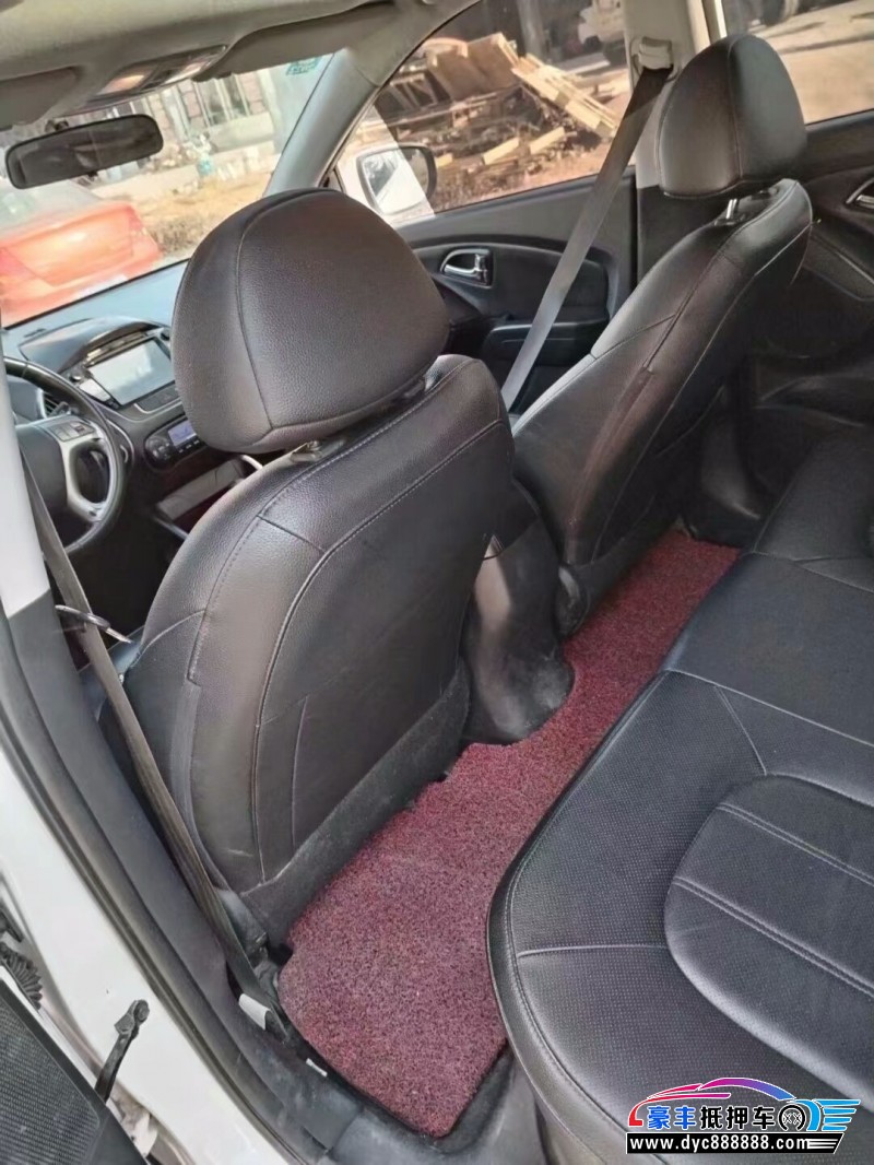 16年现代ix35SUV抵押车出售