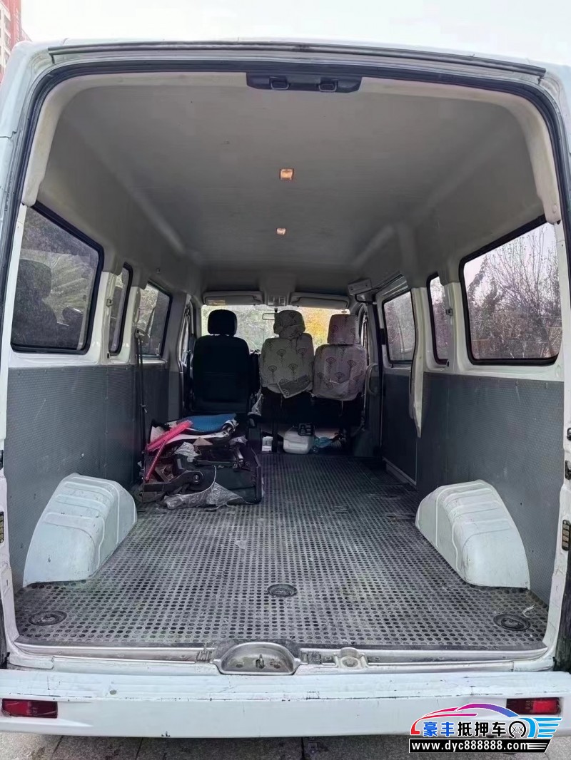 22年上汽大通V80MPV抵押车出售