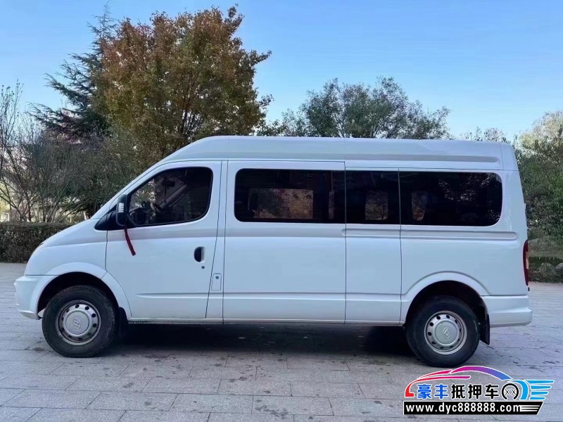 22年上汽大通V80MPV抵押车出售