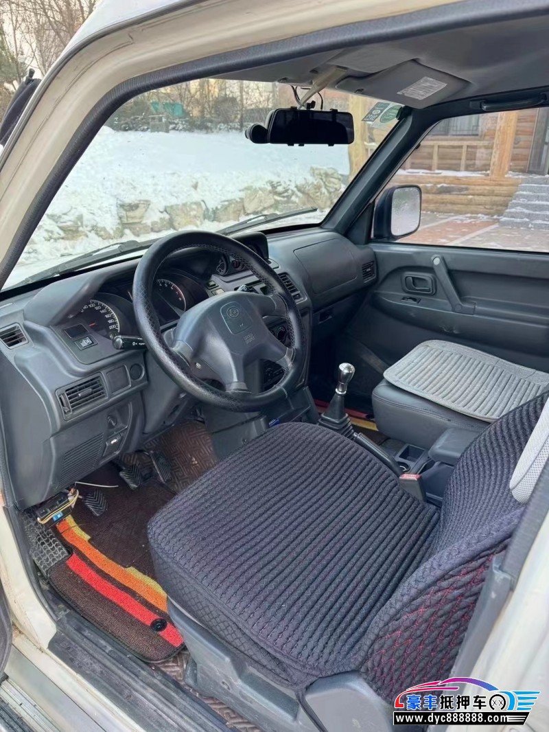 14年猎豹汽车黑金刚轿车抵押车出售