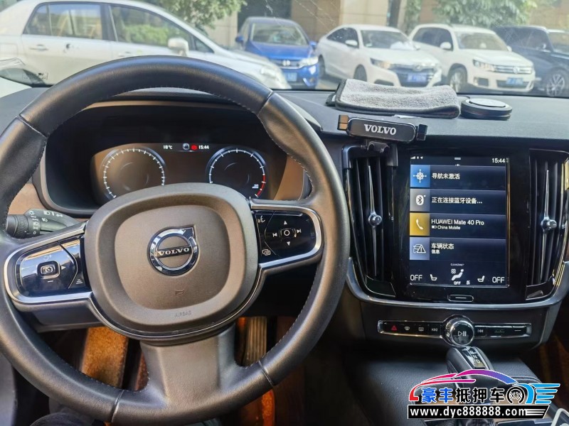 19年沃尔沃S90轿车抵押车出售