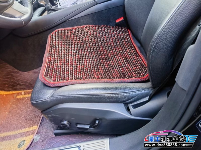 19年沃尔沃S90轿车抵押车出售