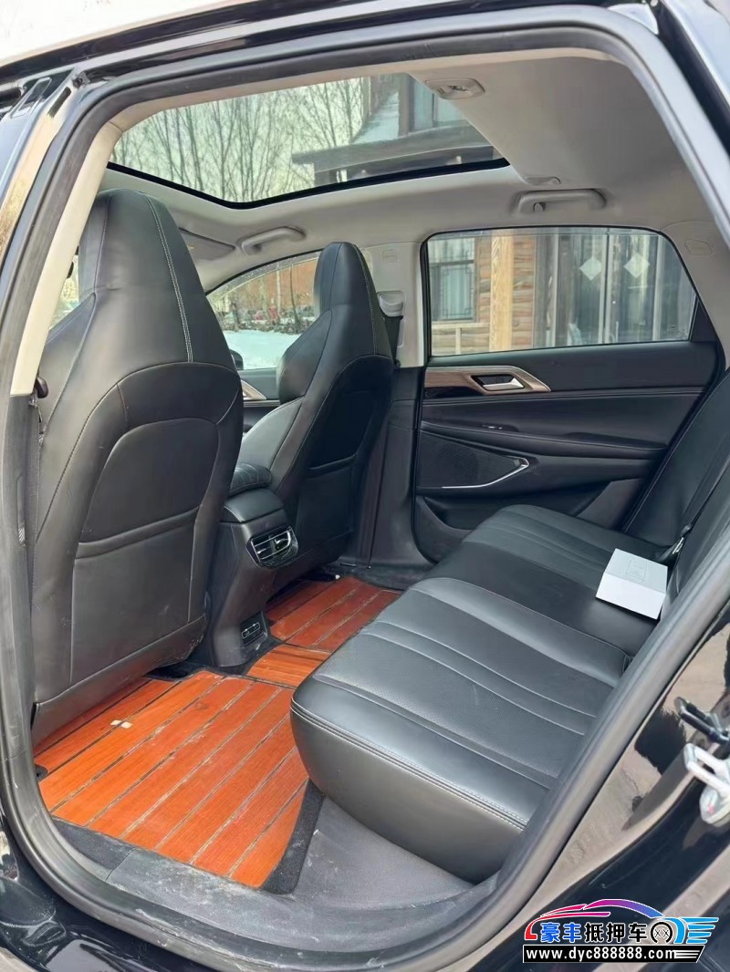 20年奇瑞艾瑞泽5轿车抵押车出售