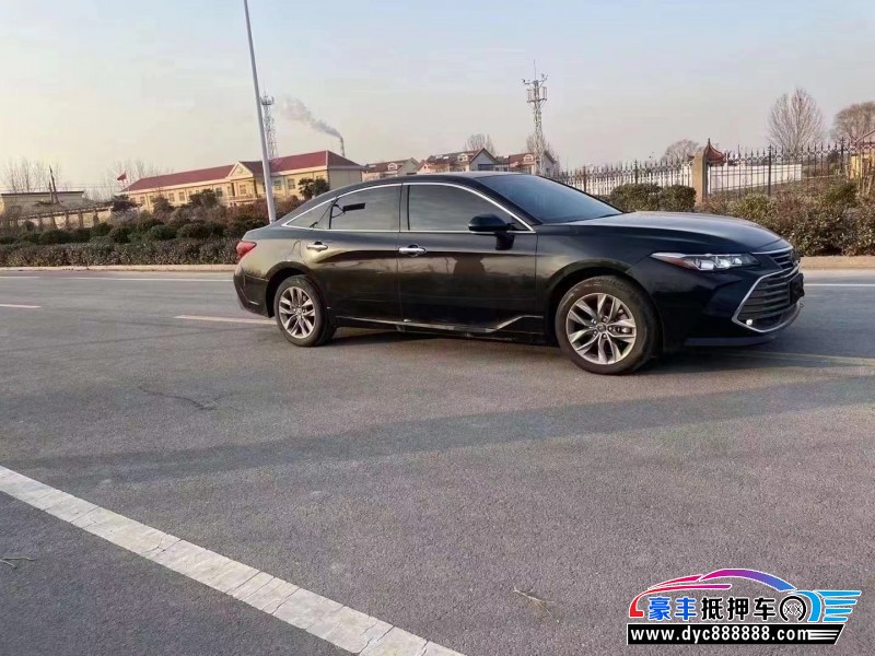 22年丰田亚洲龙轿车抵押车出售