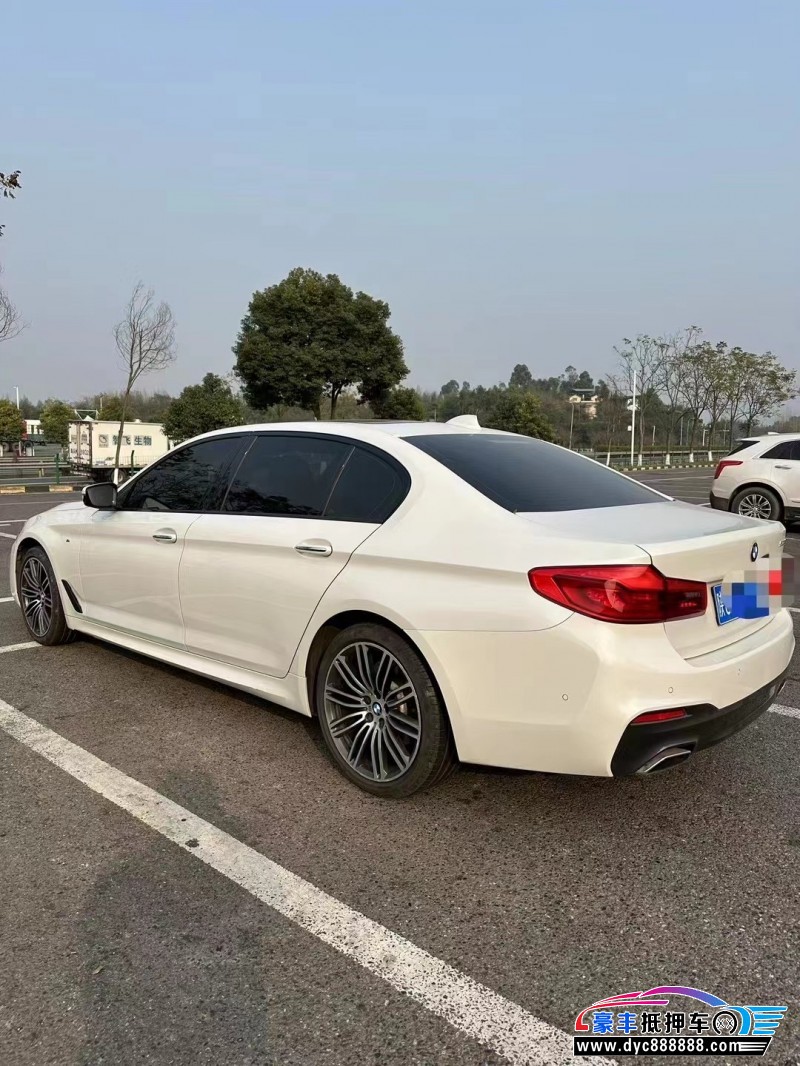 18年宝马5系轿车抵押车出售