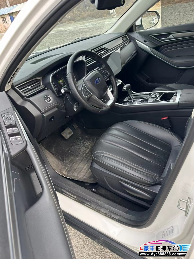 21年福特领界轿车抵押车出售
