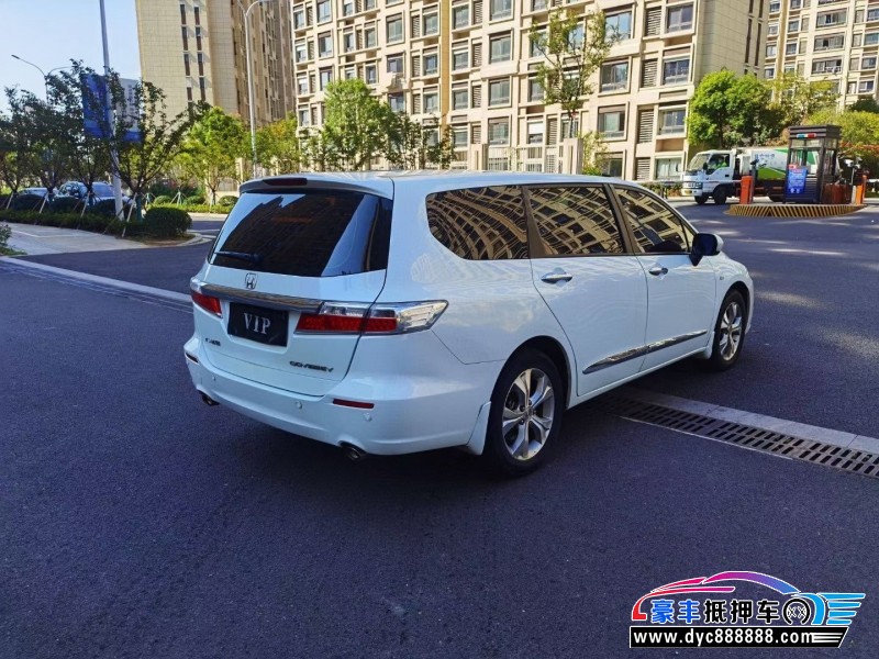 13年本田奥德赛轿车抵押车出售