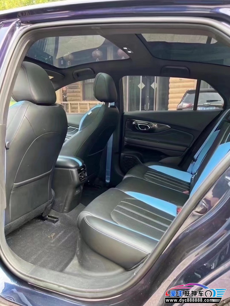 22年传祺影豹轿车抵押车出售