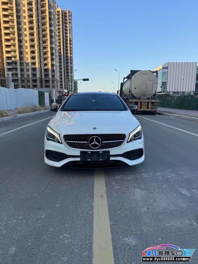 17年奔驰CLA轿车抵押车出售