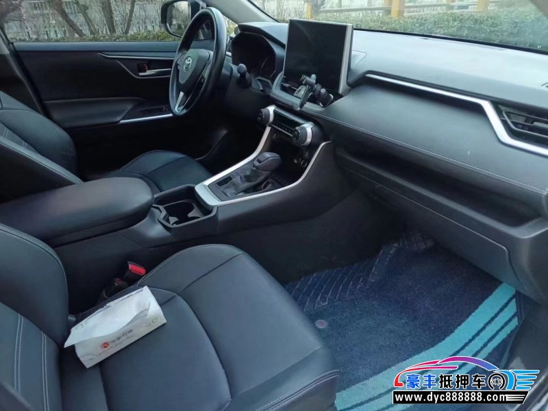 21年丰田威兰达SUV抵押车出售