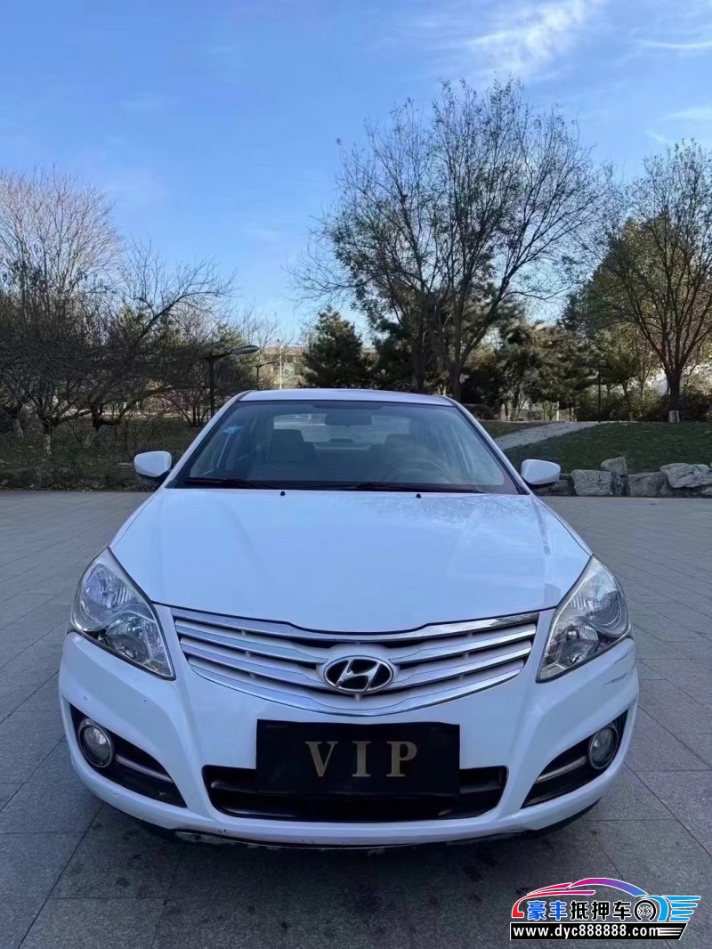 15年现代悦动轿车抵押车出售