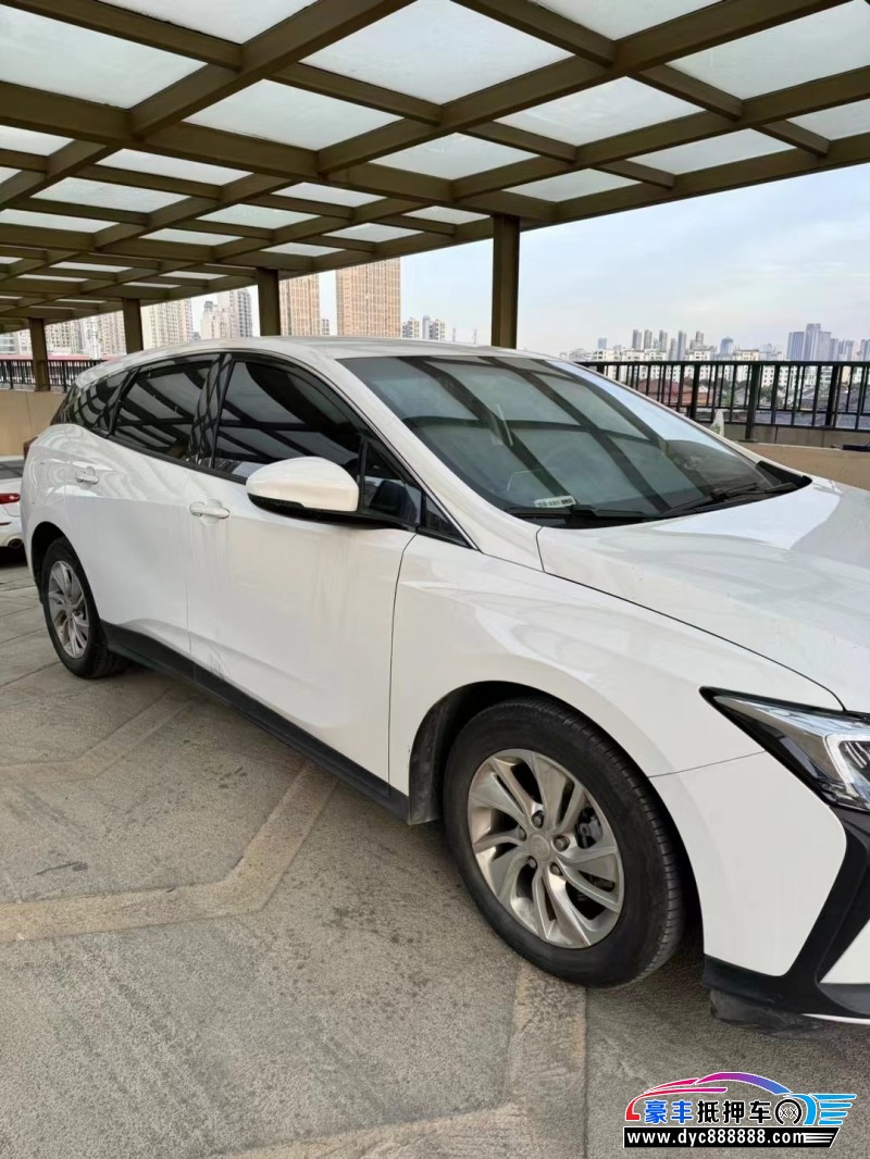 23年别克微蓝轿车抵押车出售