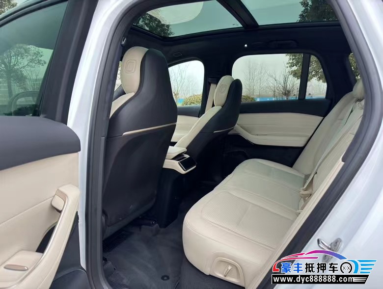 23年蔚来ES6轿车抵押车出售