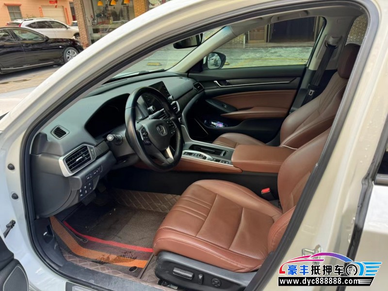 20年本田英诗派轿车抵押车出售