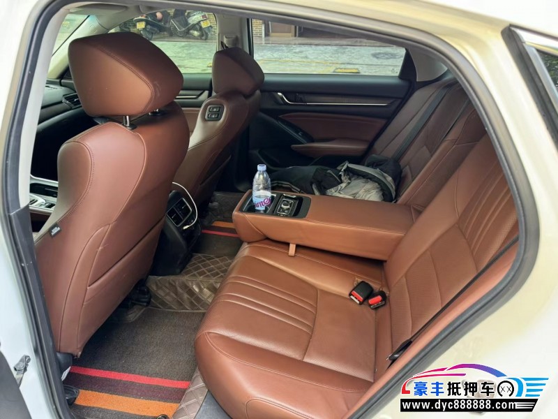 20年本田英诗派轿车抵押车出售