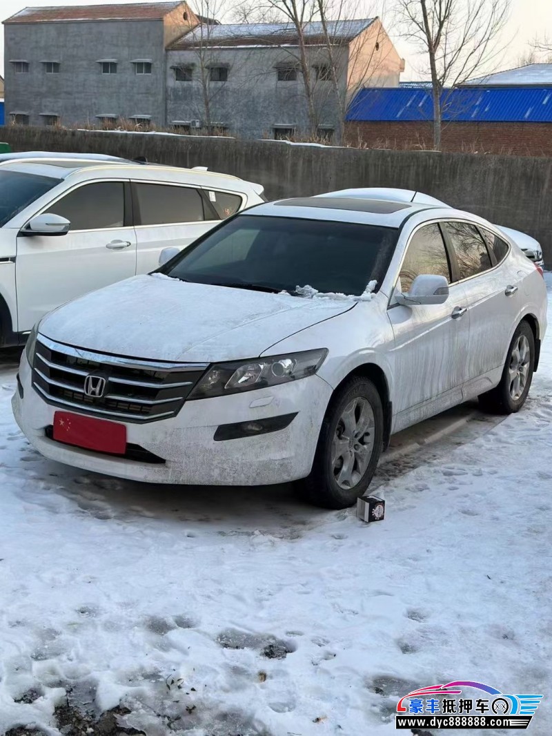 14年本田歌诗图轿车抵押车出售