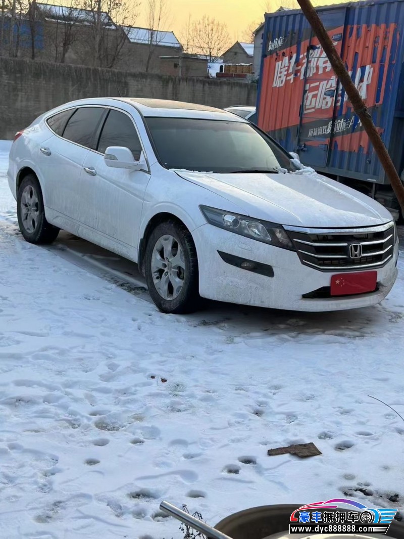 14年本田歌诗图轿车抵押车出售